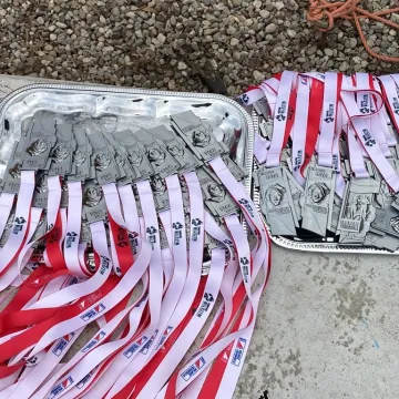 [WIDEO] Radomsko uczciło Żołnierzy Wyklętych biegiem Tropem Wilczym