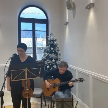 Sześć par uhonorowanych medalami za długoletnie pożycie małżeńskie