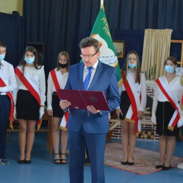 Szkoła w Szczepocicach ma już swojego patrona