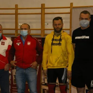 Ciężarowcy upamiętnili Janusza Kamińskiego