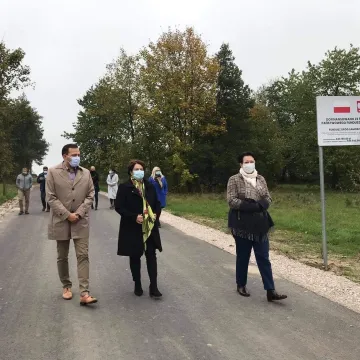 Drogi w Kruszynie i Niwie Goszczowskiej oddane do użytku