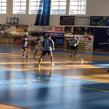 Grają i pomagają. VI Puchar Niezdobywców Pucharów dla Amelki