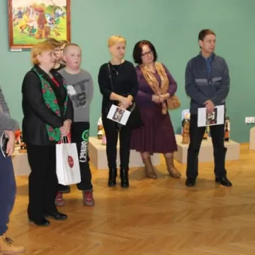 Świętowanie oczami ludowych artystów