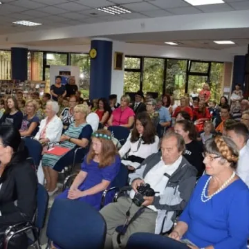 Narodowe Czytanie. Osiem nowel na raz 