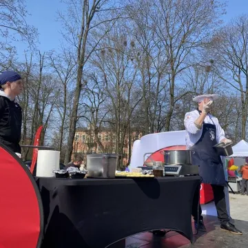 Święta coraz bliżej. Widać to na Jarmarku w Radomsku