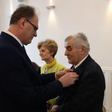 Złoci małżonkowie uhonorowani medalami