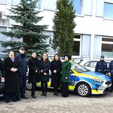 Wsparcie 60 000 zł od powiatu dla radomszczańskiej policji