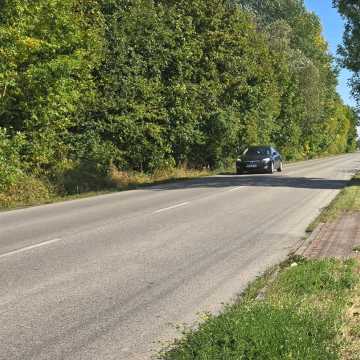 Będzie bezpieczniej na drodze Kamieńsk-Gorzędów?