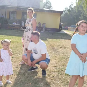 Parafia Dziepółć dziękowała za plony