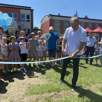 Plac zabaw przy PSP nr 7 oficjalnie otwarty