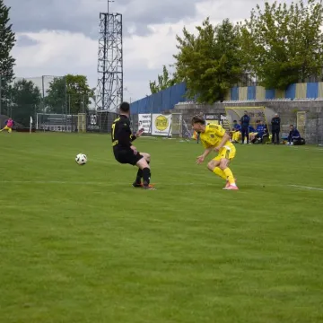 RKS Radomsko bez litości.  Pięć bramek na Brzeźnickiej