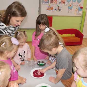 Przedszkolaki z Dziepółci rozwijają się w trzech wyjątkowych projektach edukacyjnych