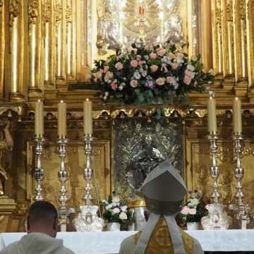 100-lecie koronacji figurki Matki Bożej Gidelskiej. Uroczysta msza w bazylice
