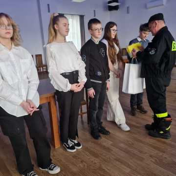 Turniejowe szranki w Dobryszycach „Młodzież zapobiega pożarom”