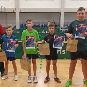 Dobry start młodych tenisistów UMLKS Radomsko