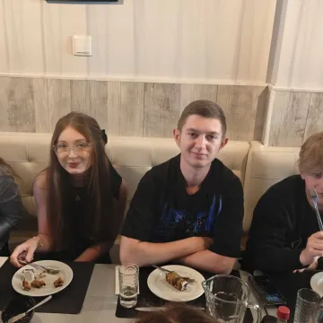 Zakończenie stażu uczniów ZSE z certyfikatami