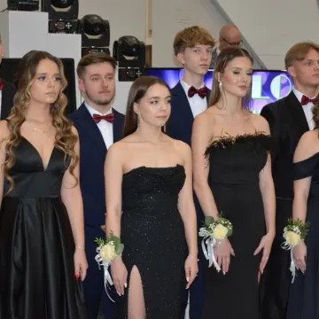 Studniówkowy bal maturalny I LO w Radomsku