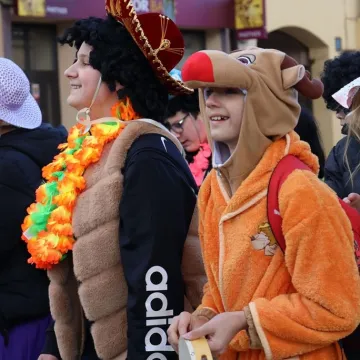 Zapustowy korowód przeszedł ulicami Radomska. Już po raz piętnasty...