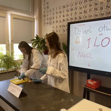 Quizy, doświadczenia. I LO przyciągnęło uczniów