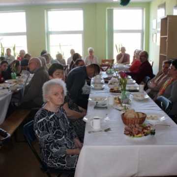 Śniadanie Wielkanocne w Środowiskowym Domu Samopomocy w Radomsku