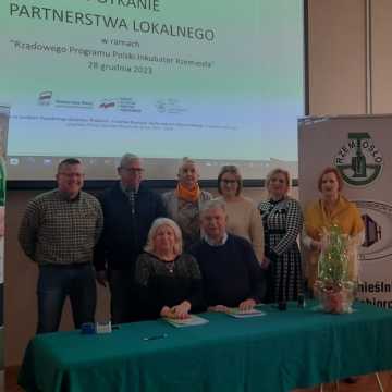 PUP w Radomsku podpisał umowę z Cechem Rzemieślników i Przedsiębiorców