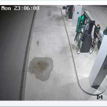 Policjanci z Radomska poszukują sprawcy kradzieży paliwa