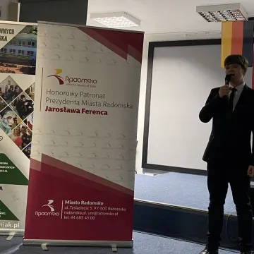 Recytowali wiersze w 3 językach w ZSDiOŚ w Radomsku