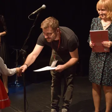 Piosenką uczcili Niepodległą