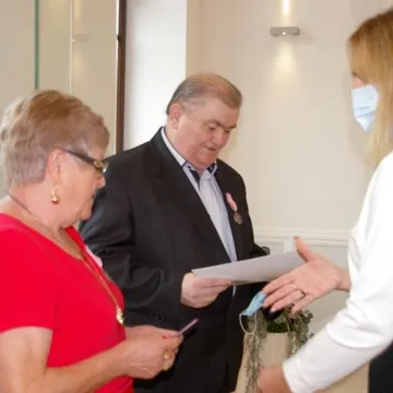 Złoci Małżonkowie uhonorowani medalami