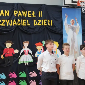 Dzień Patrona w PSP nr 8 w Radomsku