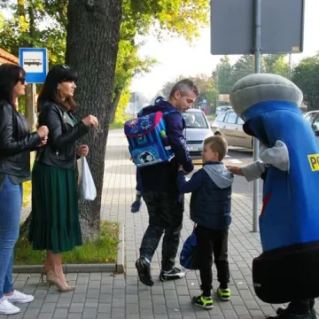 Przypominali, jak bezpiecznie dotrzeć do szkoły