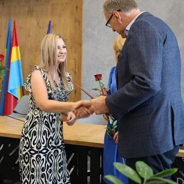 Nowe awanse nauczycieli i pożegnanie dyrektora PSP nr 6 w Radomsku