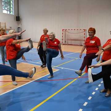 Sportowe zmagania seniorów w Radomsku. Była rywalizacja i integracja