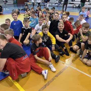 Mikołajkowy Turniej Dzieci w Moszczenicy z udziałem zapaśników ZKS Radomsko