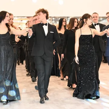 Studniówka maturzystów I LO w Radomsku