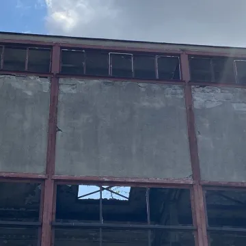 W stercie gruzu czyha śmierć