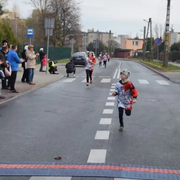 Pobiegli i uczcili rocznicę odzyskania niepodległości 