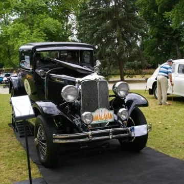 Zabytkowe pojazdy zaparkowały w Radomsku