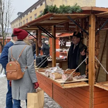 W Radomsku rozpoczął się Jarmark Bożonarodzeniowy
