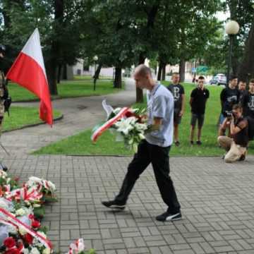 Kibice RKS Radomsko i ONR uczcili 72. rocznicę wybuchu Powstania Warszawskiego