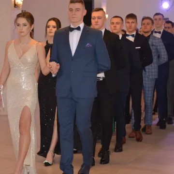 Bal studniówkowy maturzystów z Przedborza