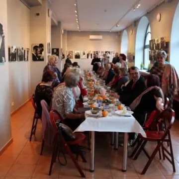 Wigilijne wieczerze seniorów z Radomska