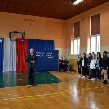 Ślubowanie uczniów przedborskiego liceum