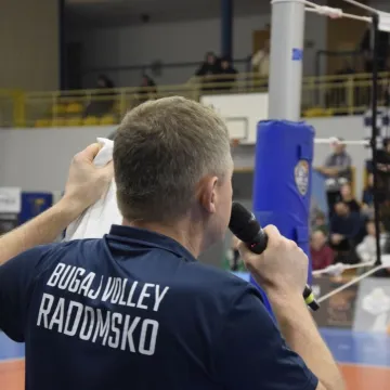 Czwarty tie-break z rzędu. Bugaj Volley Radomsko ulega Chełmcowi