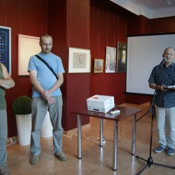 WYSTAWA „20 LAT STOWARZYSZENIA PIOTRKOWSKICH ARTYSTÓW PLASTYKÓW”