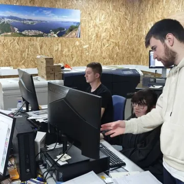 Zakończenie stażu uczniów ZSE z certyfikatami