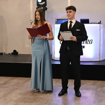 Studniówka maturzystów I LO w Radomsku