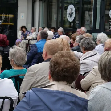 Potańcówka na patio MDK w Radomsku