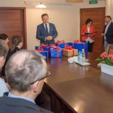 Nagrody dla laureatów olimpiad