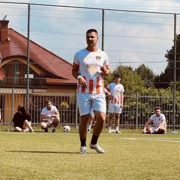 Huragan Wiśniówka zdobywa pierwszy punkt